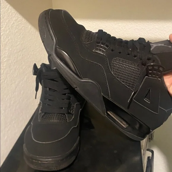 (2020) (with box) Jordan 4 Retro Black Cat